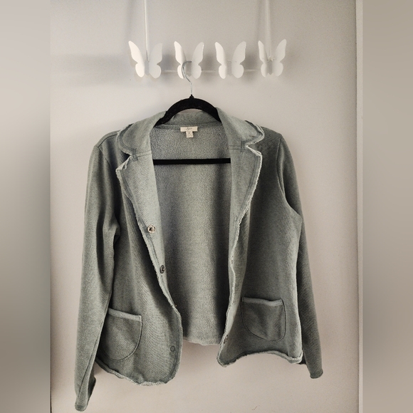 🔴 🔚🔜 SALE J Jill Raw Hem Snap Button Lightwieght Shaket - Picture 11 of 11